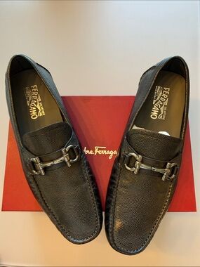 Salvatore Ferragamo Black Pebbled Leather Bit Loafers
